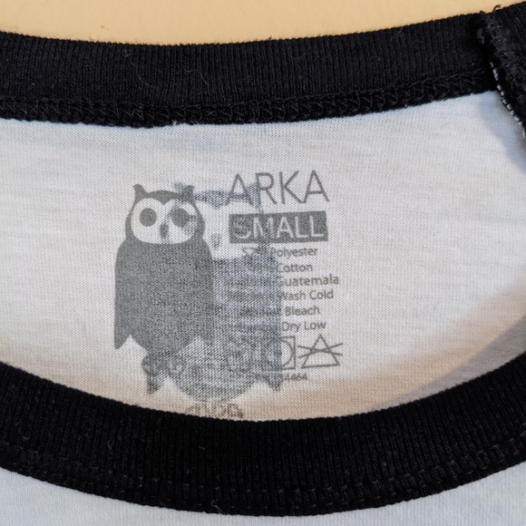 Akra tshirt - Picture 5 of 5